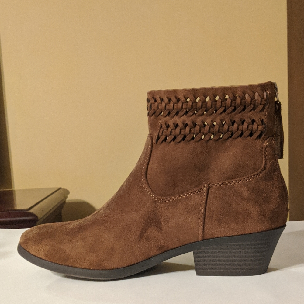 Women's Brown Heeled Boots